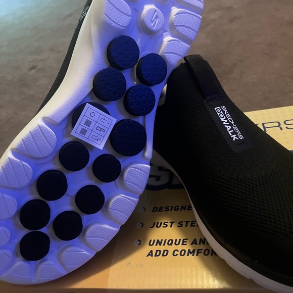 COPY - Sketchers Slip Ons - Picture 3 of 4